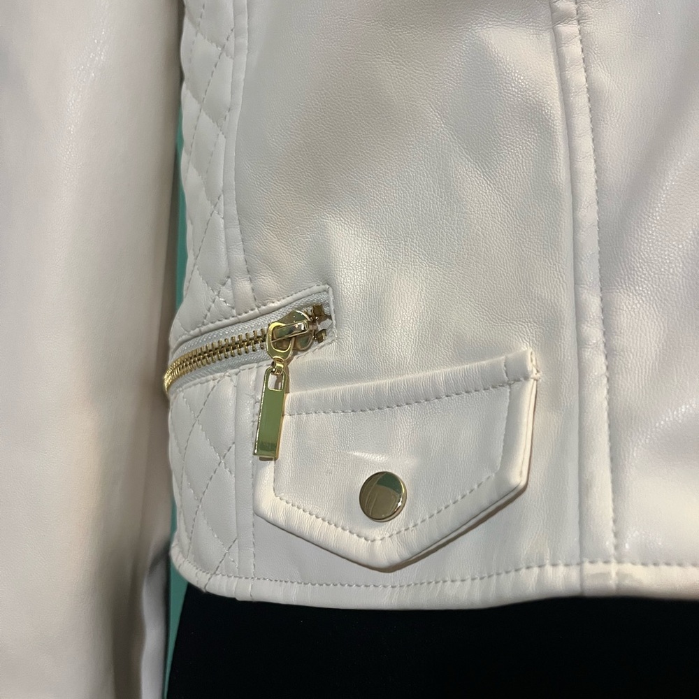 Guess Women's Cream Faux Leather Jacket Sz Large - Picture 4 of 10